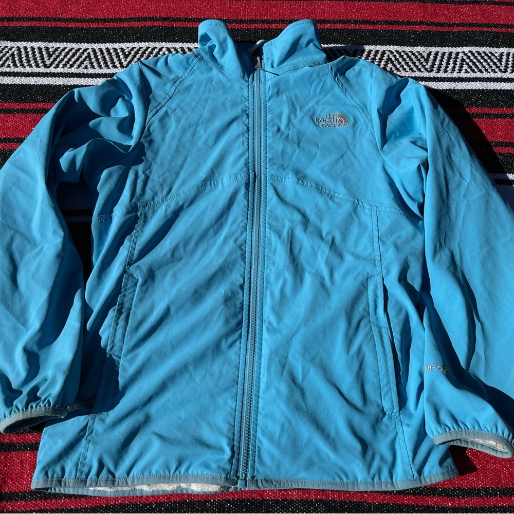 Like New Women’s North Face Apex Jacket